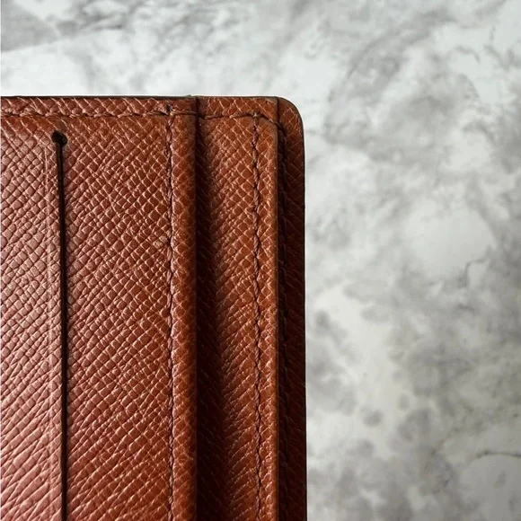 Louis Vuitton Monogram Canvas Bi-Fold Wallet - Picture 15 of 16